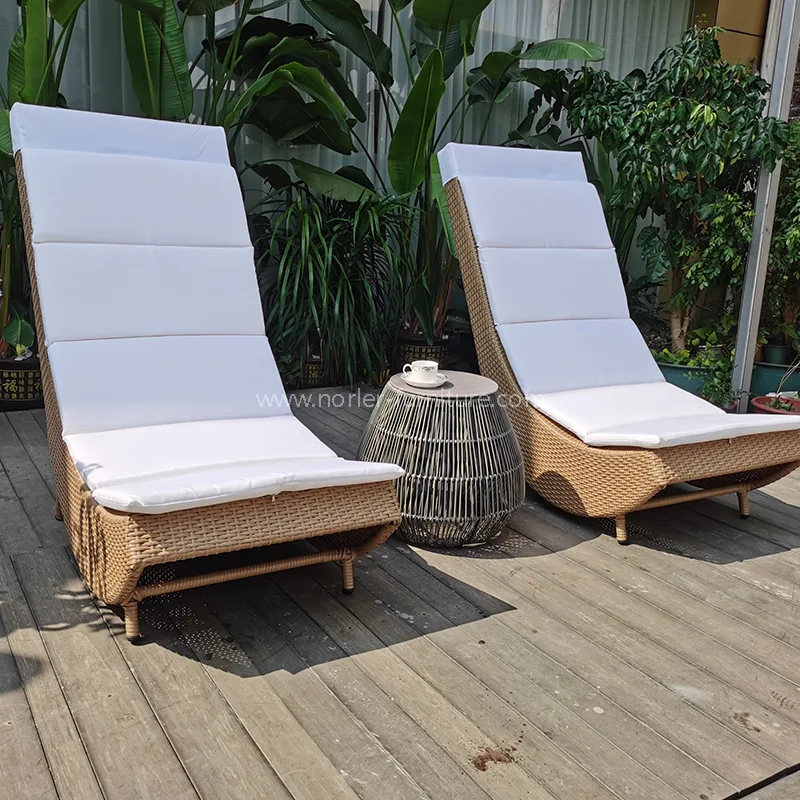 فریم آلومینیومی اوقات فراغت در فضای باز PE Rattan Sun Lounger