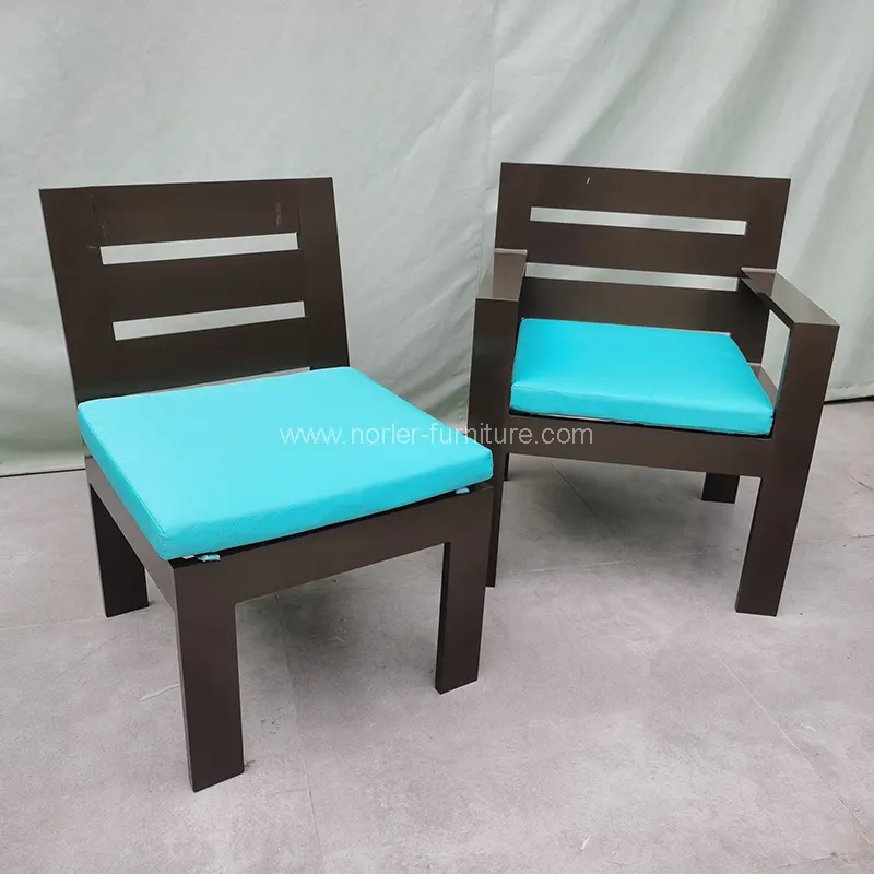 مجموعه ناهار خوری قاب آلومینیومی لوکس در فضای باز